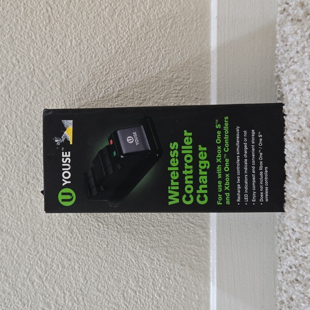 U-YOUSE Wireless Controller Charger for the Xbox One